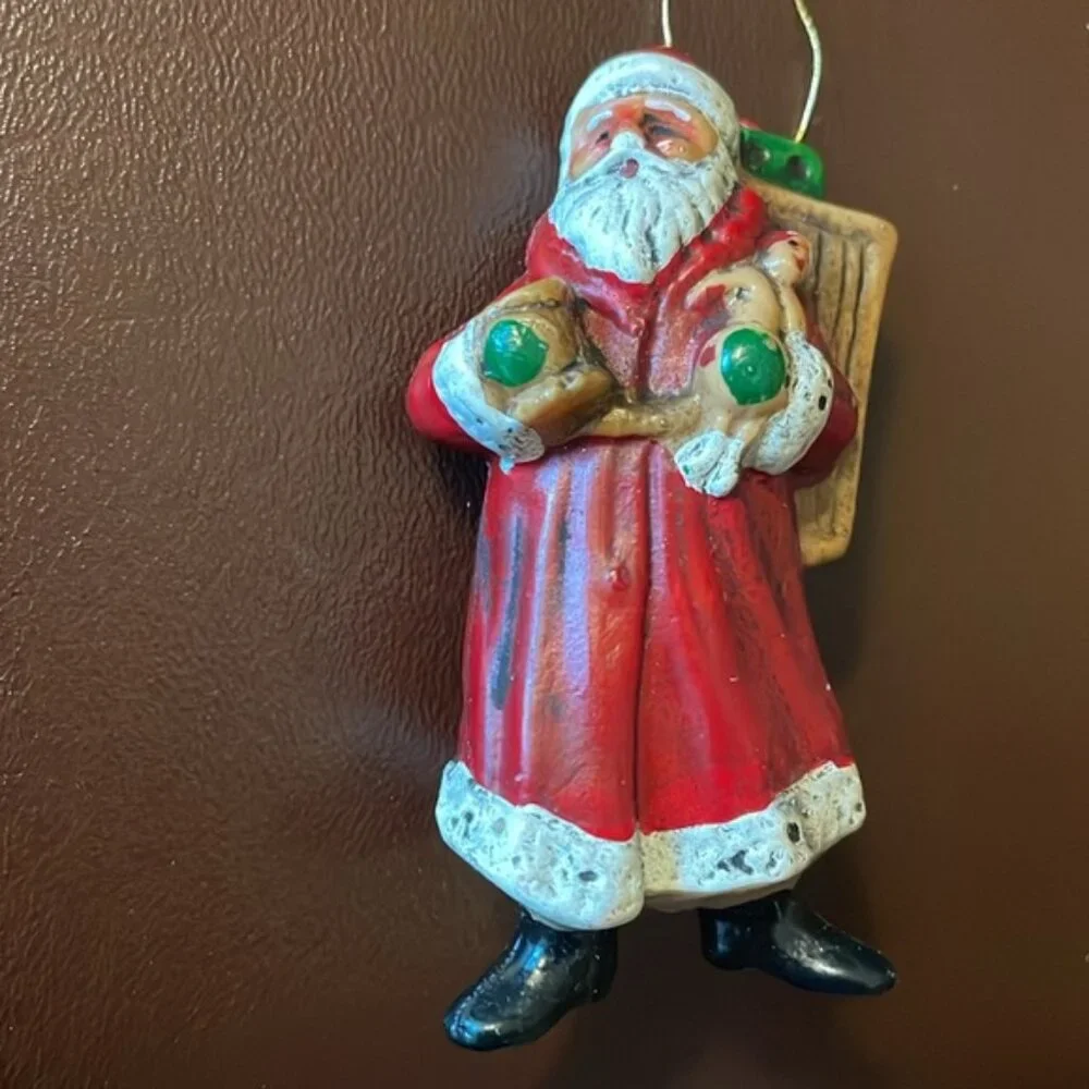 VTG “Old World” Santa Claus Christmas Ornaments Hollow Plastic 3.25
